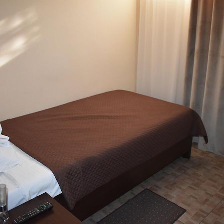 Garni Hotel Lion Ягодина Екстер'єр фото