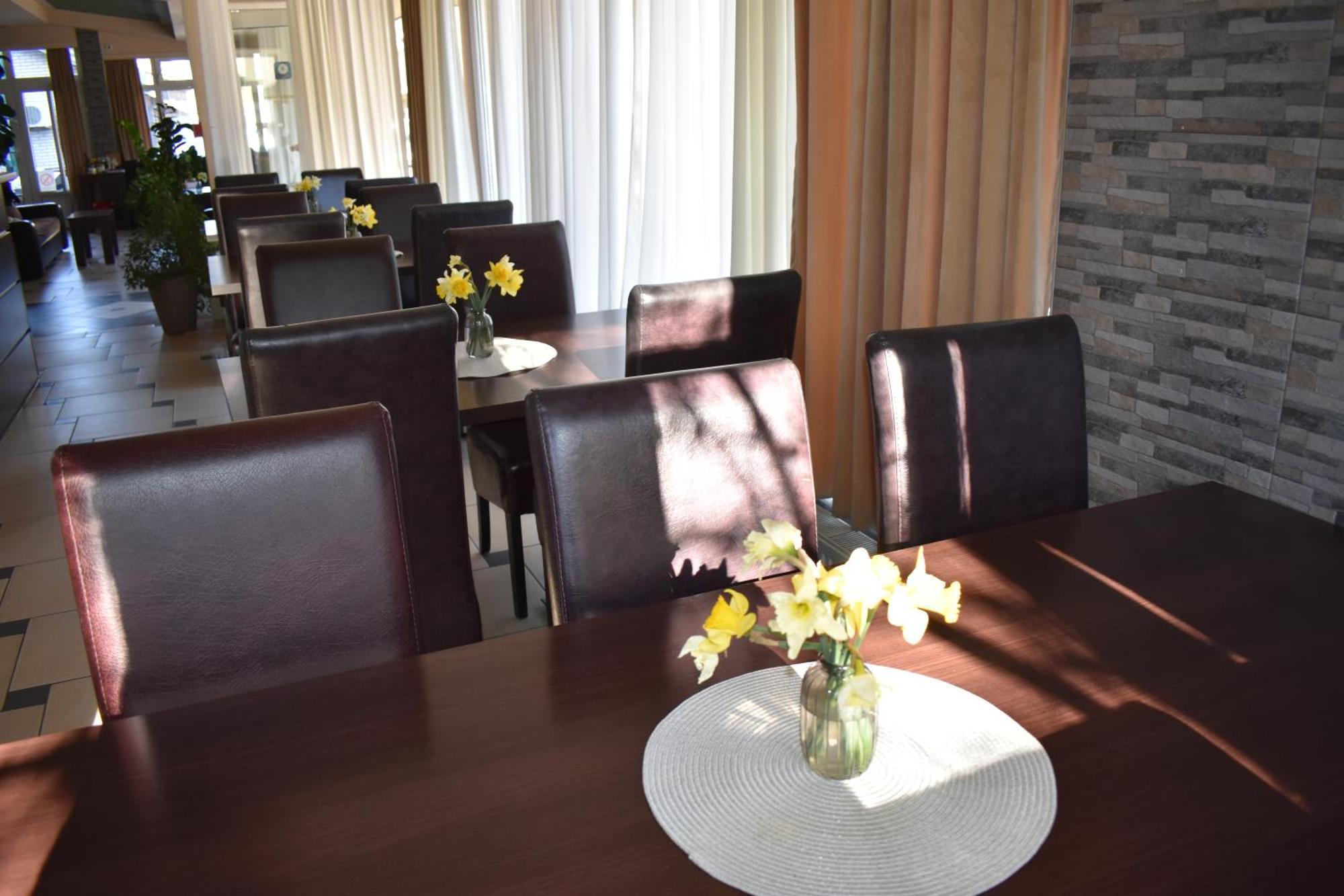 Garni Hotel Lion Ягодина Екстер'єр фото