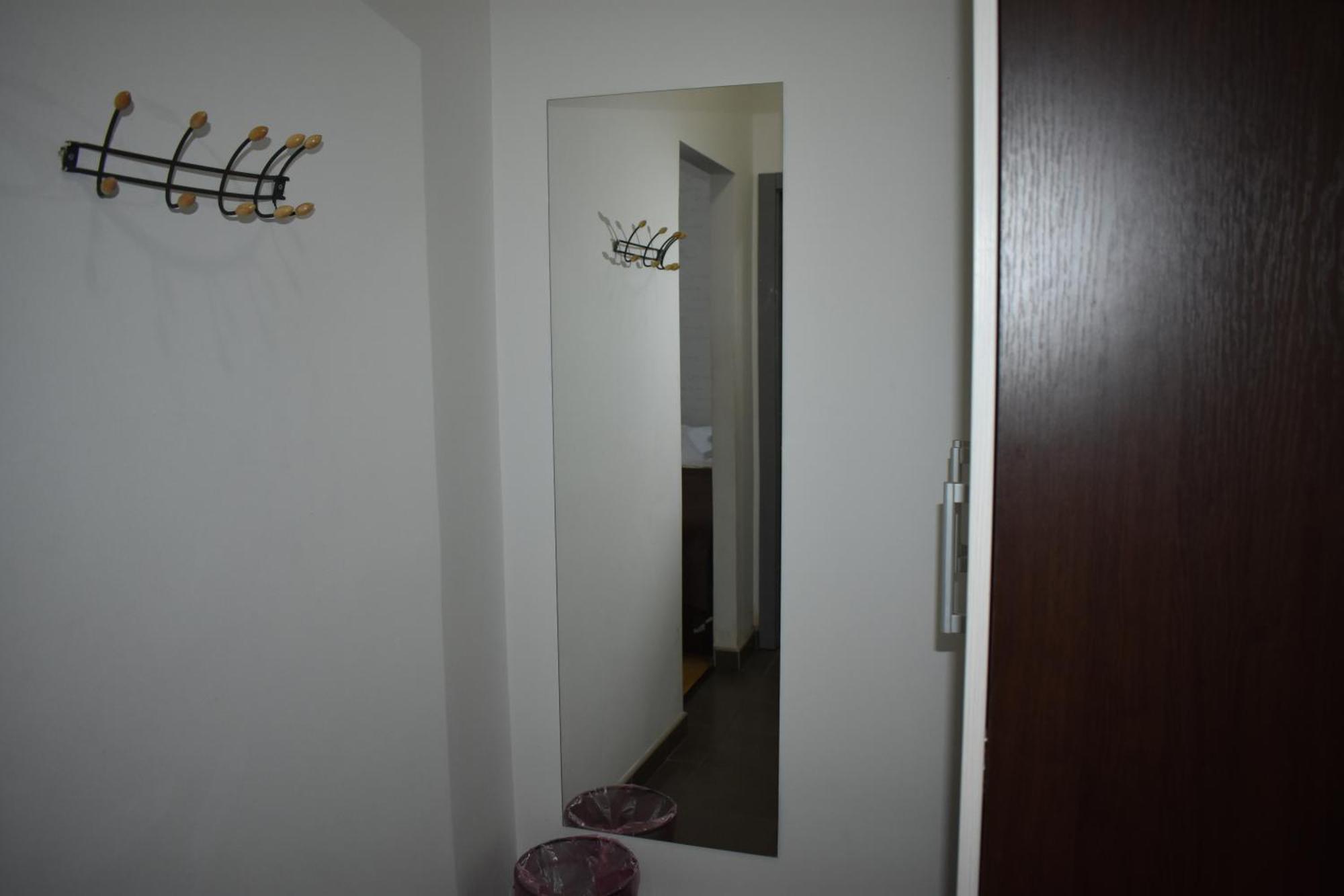 Garni Hotel Lion Ягодина Екстер'єр фото